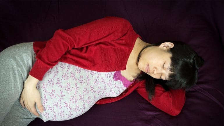 How to Sleep When Pregnant - Sleep Position